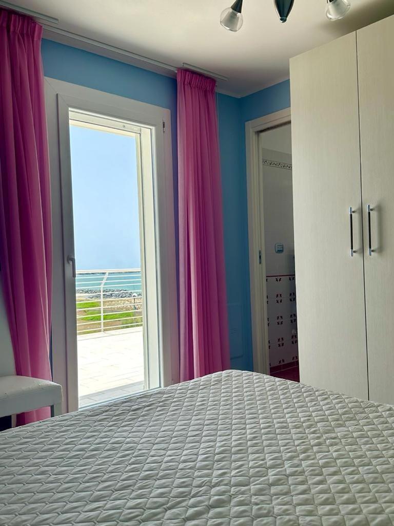 Sigis House - Independent Apartment Sea View Fiumicino Exteriör bild